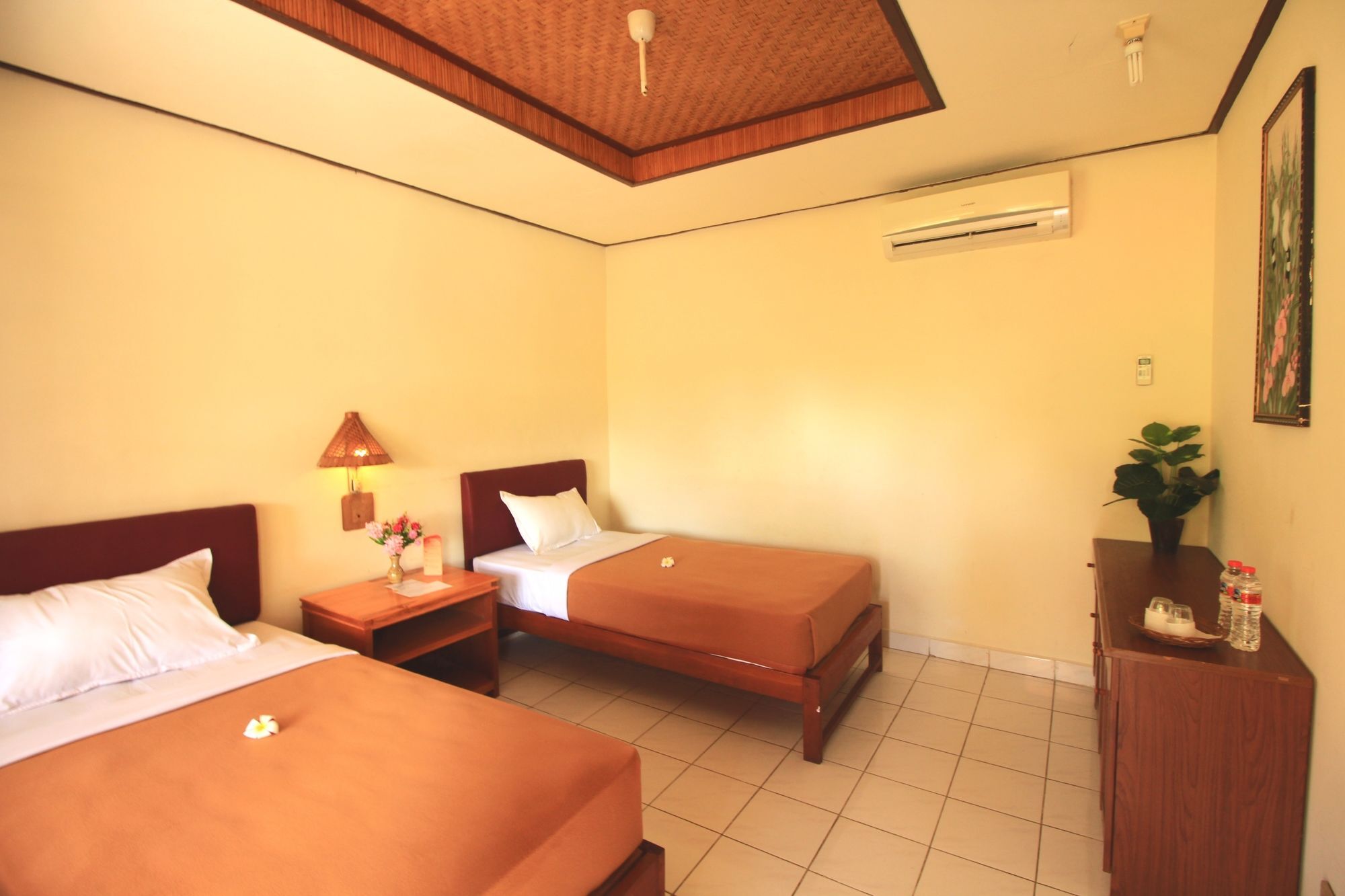 Lovina Beach Hotel Pabean Buleleng Kültér fotó