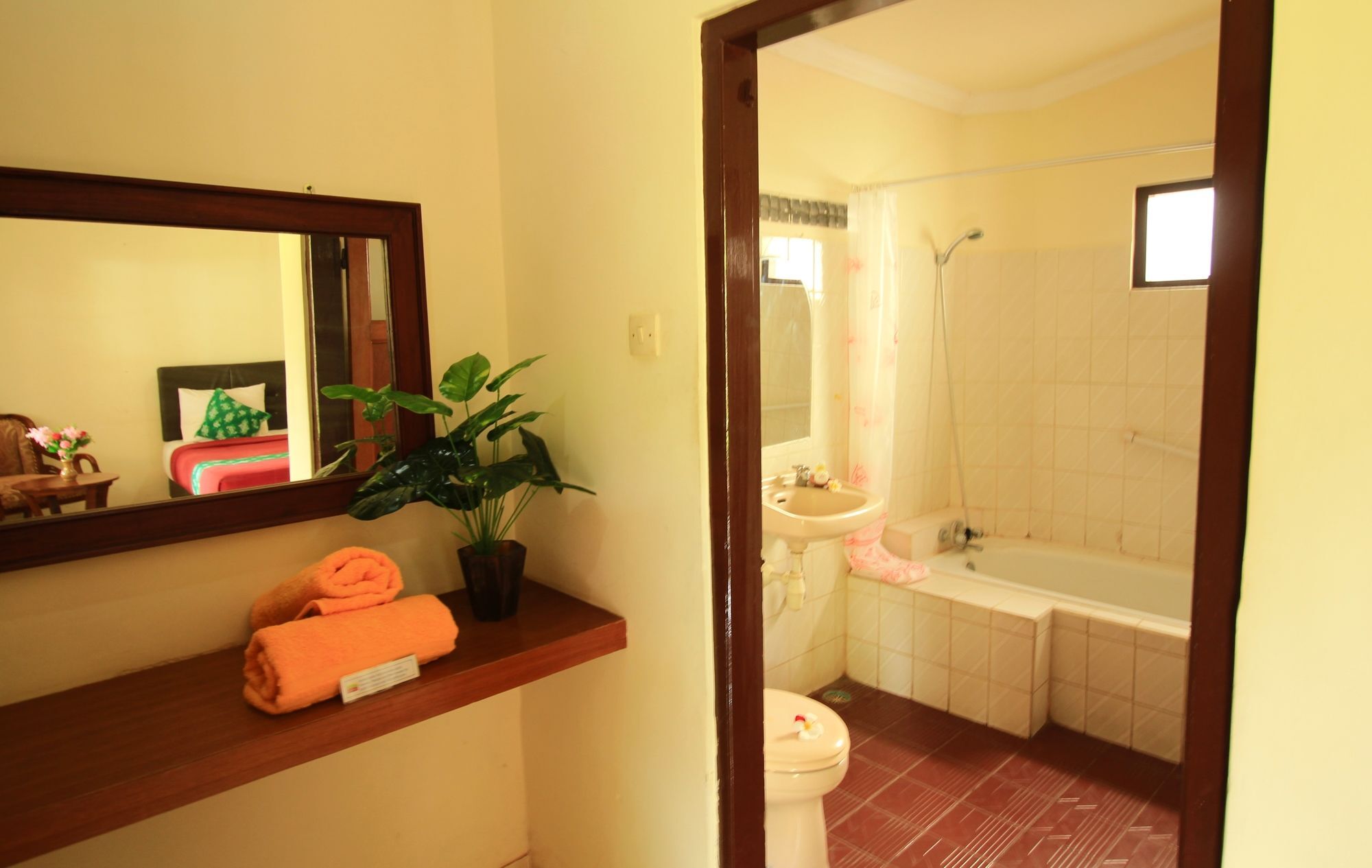 Lovina Beach Hotel Pabean Buleleng Kültér fotó